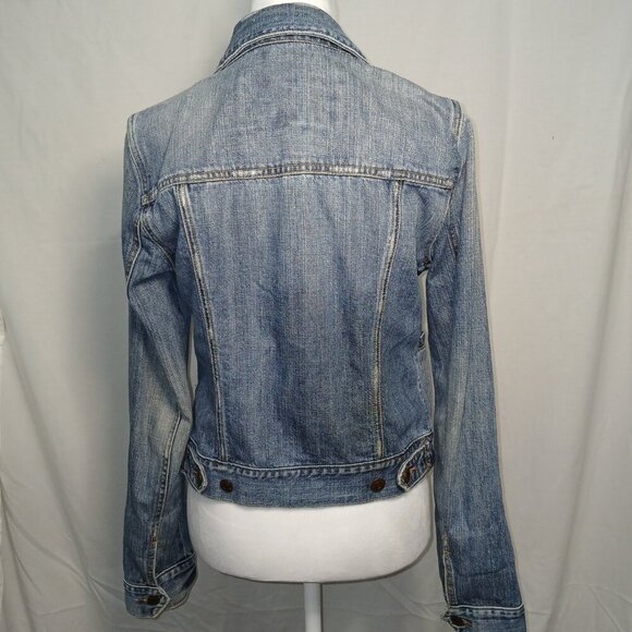 ABERCROMBIE AND FITCH VINTAGE DENIM JACKET, VINTAGE WASH, SIZE MEDIUM - Picture 5 of 6
